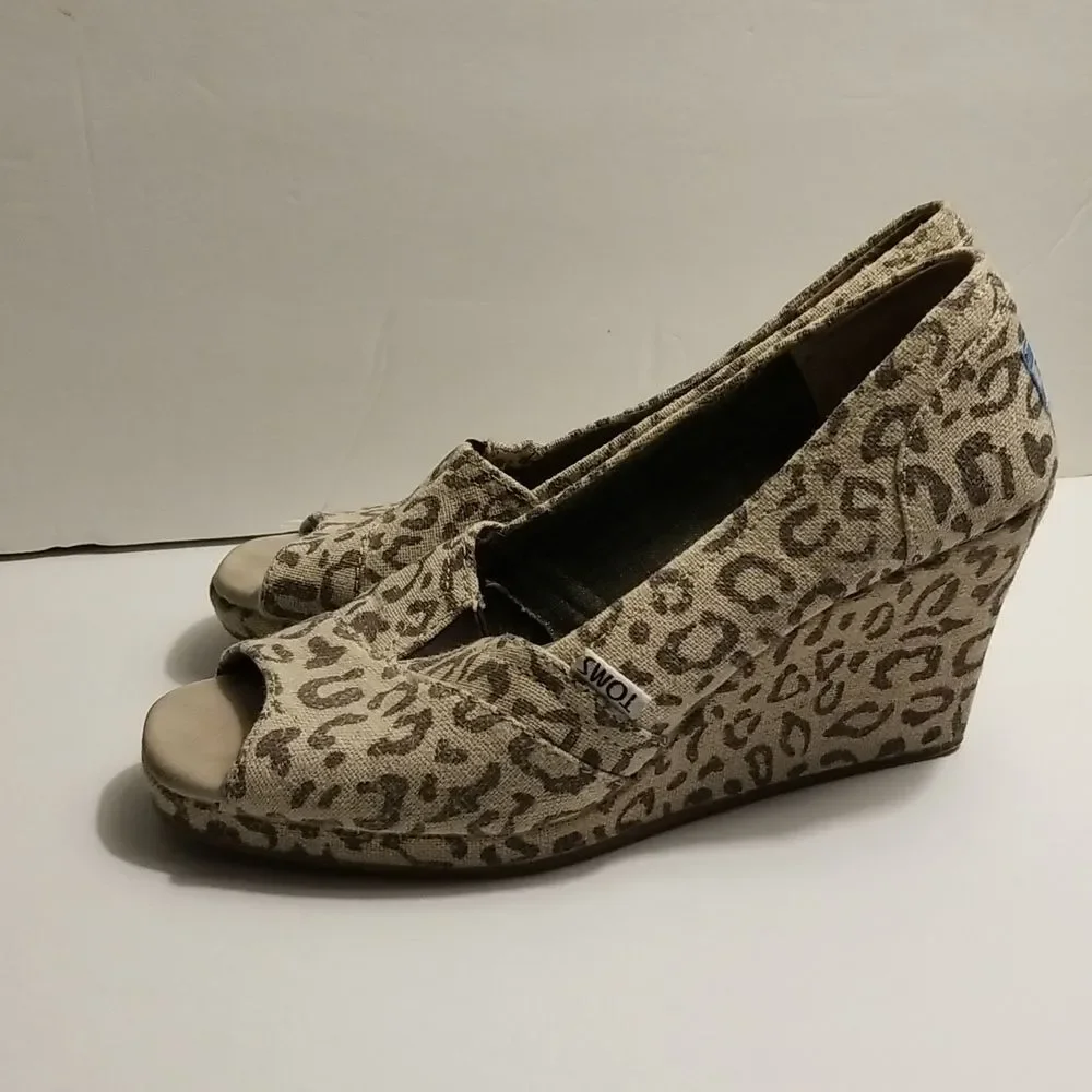 Toms Espadrille  Shoes Wedge Peep Toe Sandals Womens Size 8 Animal Print Summer